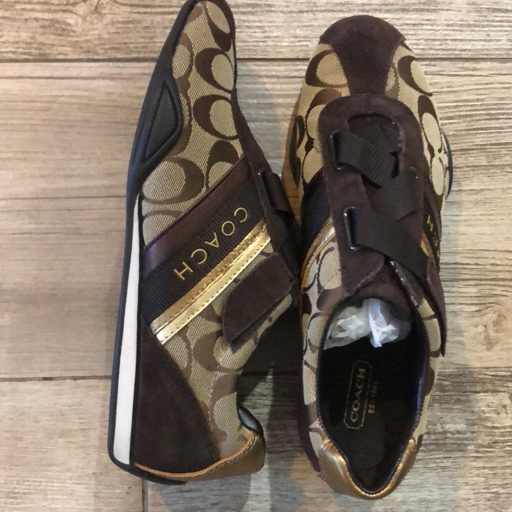 Women’s Shoes